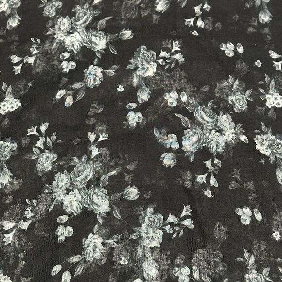 Scarves – Scarf colors: black, Green, teal, white, - Picture 2 of 5